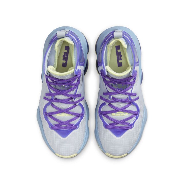 Zapatillas de baloncesto de niños Lebron 19 Nike · El Corte Inglés