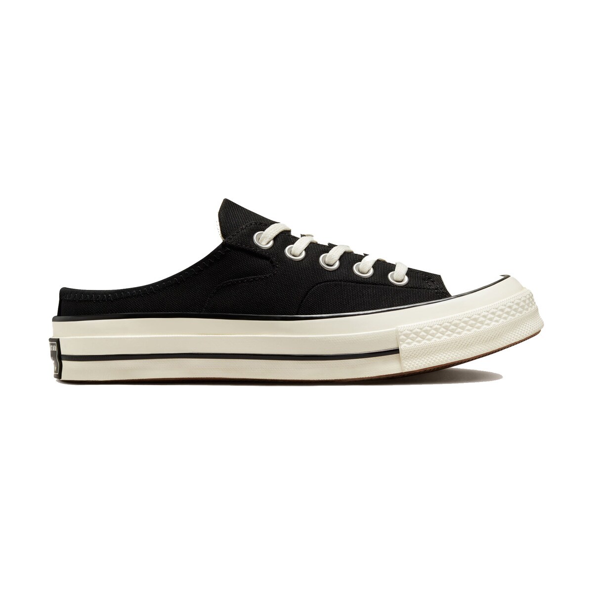 chuck 70 plus foundational canvas