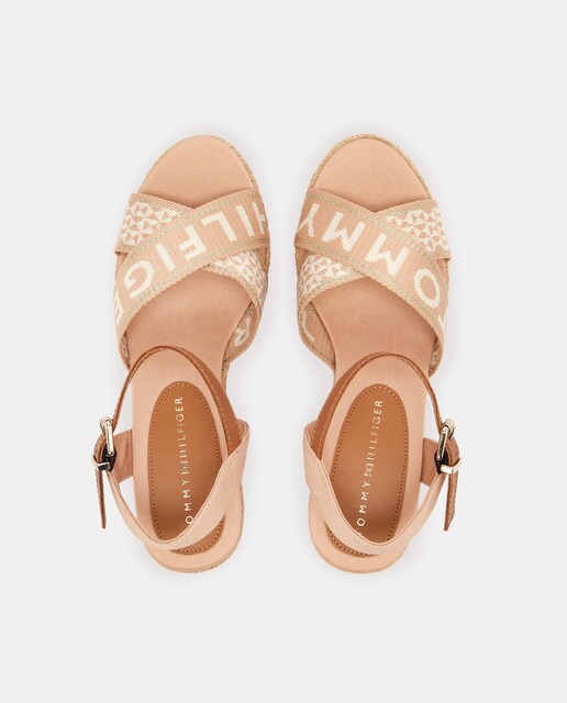 Sandalias de cuña de mujer en color beige con logo · Tommy Hilfiger · El  Corte Inglés