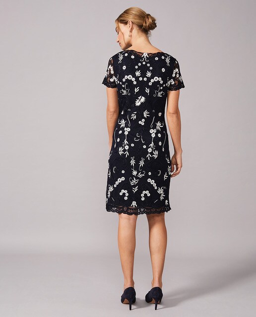 Vestido recto con manga corta de encaje · Phase Eight · El Corte Inglés
