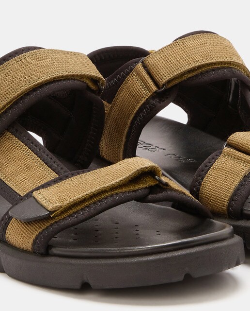 Sandalias de hombre en color verde con cierre adherente · Geox · El Corte  Inglés