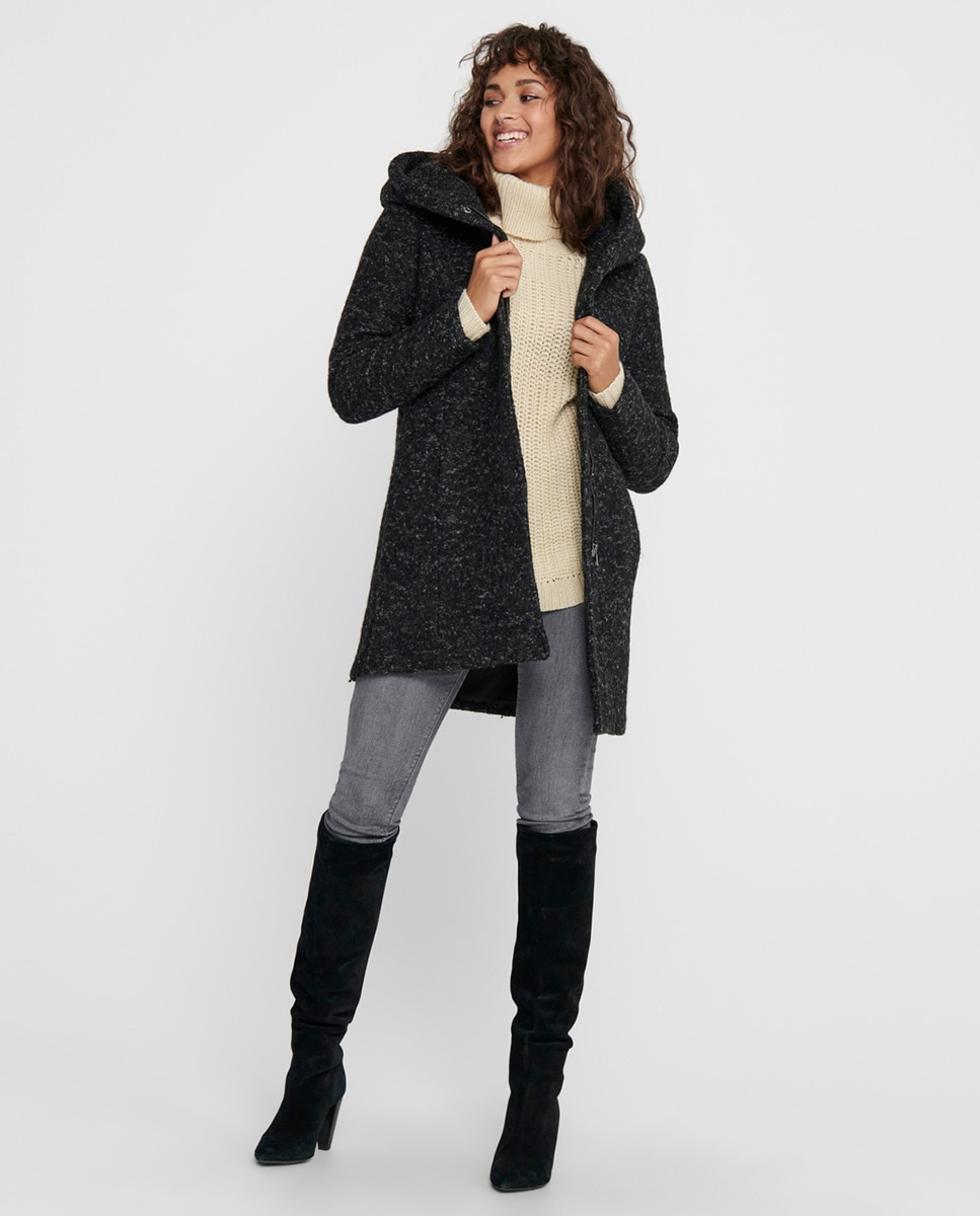 Manteau à capuche et fermeture zippée