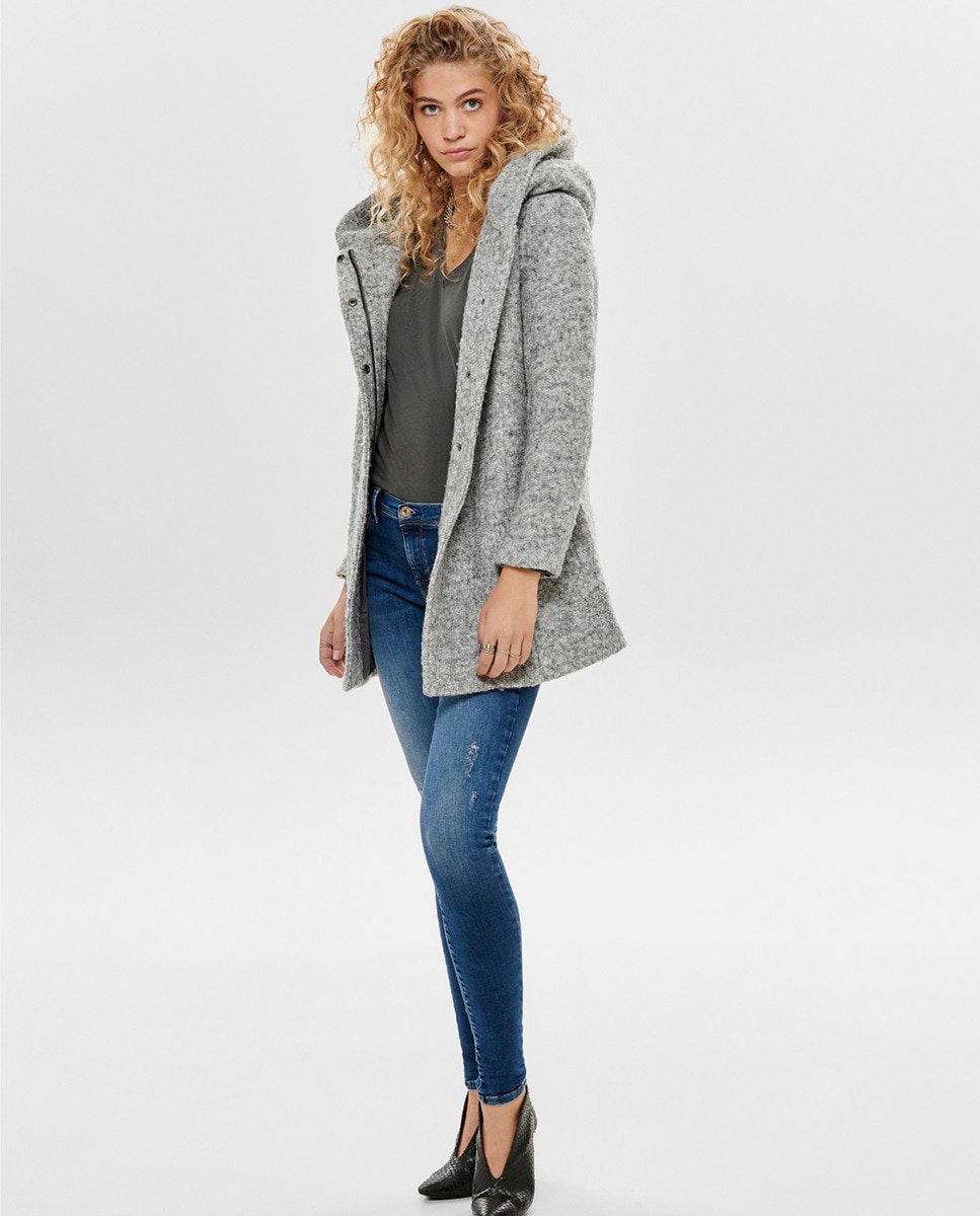 Manteau à capuche et fermeture zippée