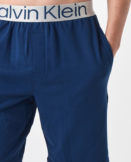 Pantalón corto azul liso de hombre · Calvin Klein · El Corte Inglés