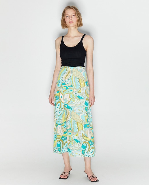 Ropa de Mujer · Moda · El Corte Inglés (10.000) · 139