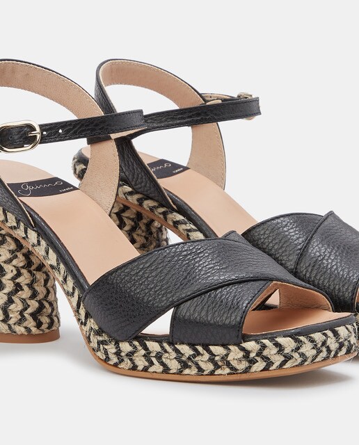 Alpargatas de tacón de mujer en piel negro con tiras cruzadas · Gaimo · El  Corte Inglés