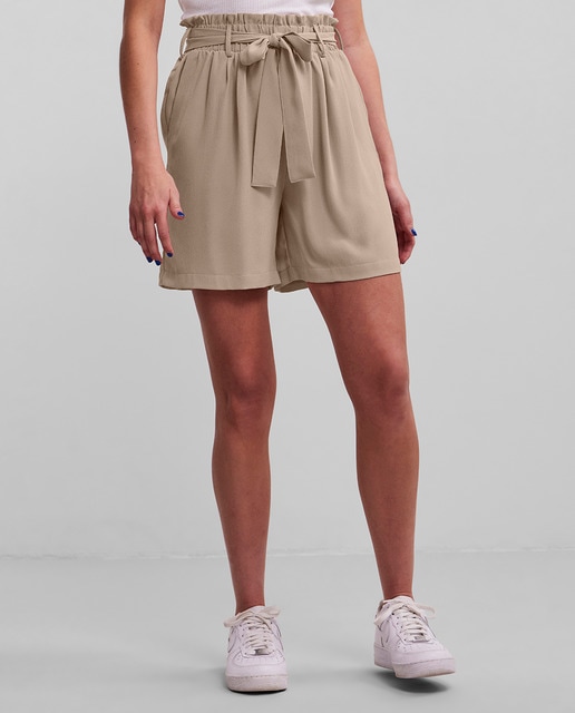 Imagen 0 de Short de mujer con lazada