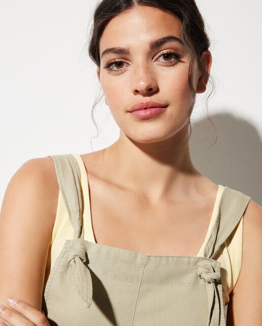 Peto de mujer corto de lino · Easy Wear · El Corte Inglés