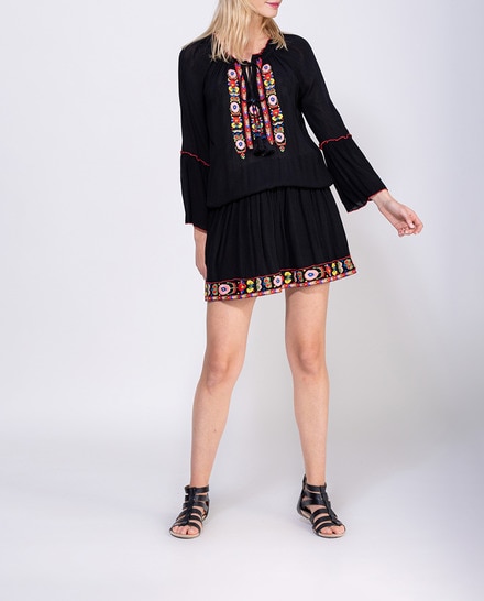 Vestido bordado — oferta en Primeriti