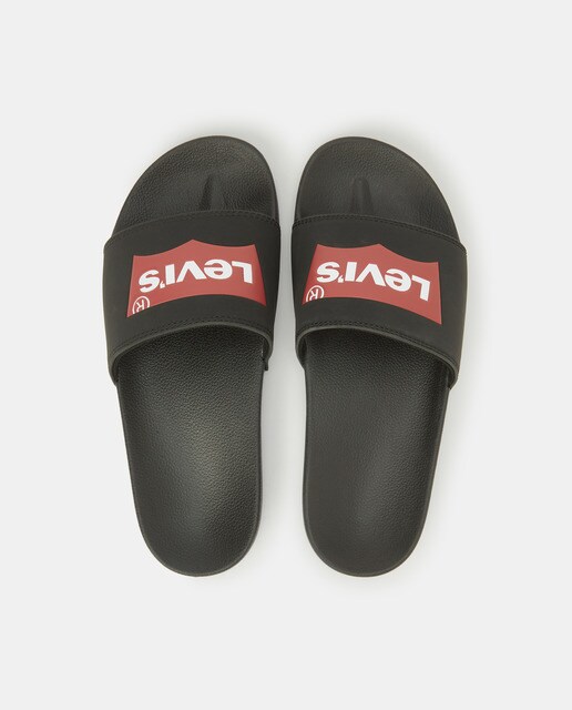 Chanclas de hombre en color negro con logotipo · Levi's · El Corte Inglés