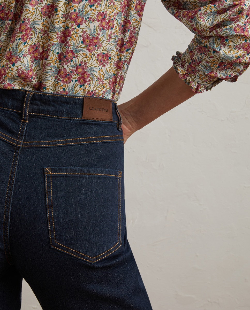 Jeans Semi Skinny com 5 Bolsos Azul Suave-7