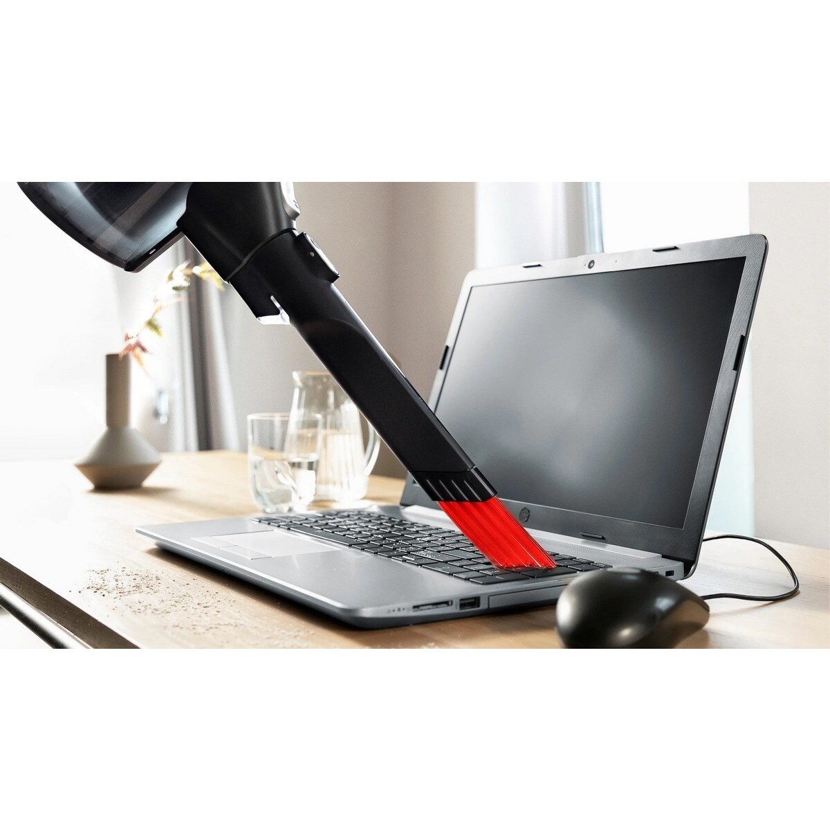 Aspirador Vertical Bosch BCS711XXL Unlimited 7 Recarregável com Autonomia de 40 min - Branco Preto-16