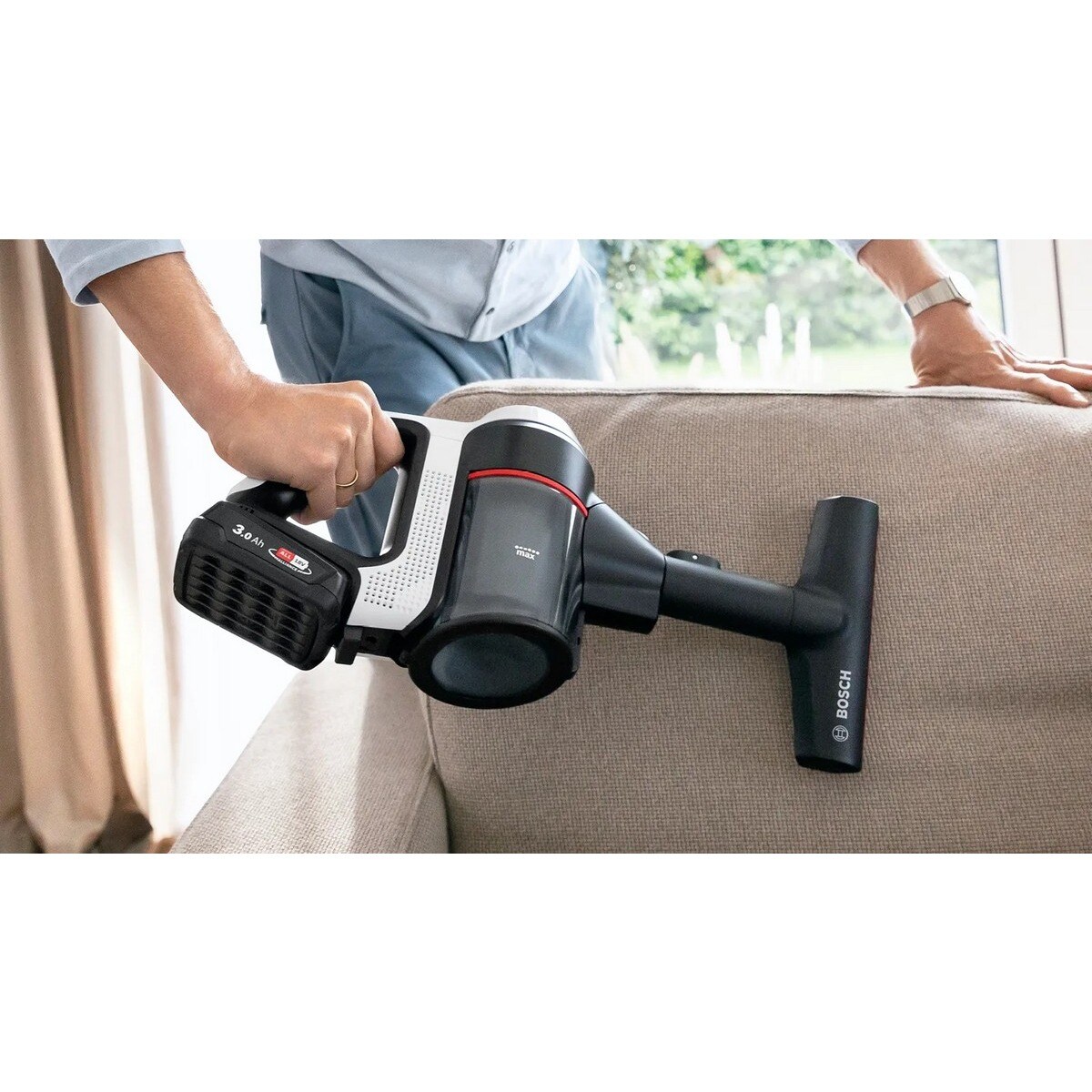 Aspirador Vertical Bosch BCS711XXL Unlimited 7 Recarregável com Autonomia de 40 min - Branco Preto-13