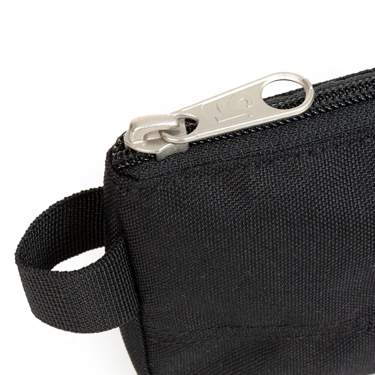 Estuche con amplio compartimento principal Basic Accessory Pouch Jansport Negro 6
