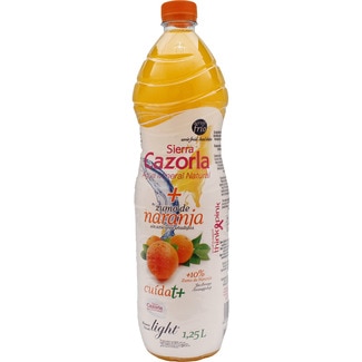 agua mineral natural sin gas con zumo de naranja botella 1,25 l - Sierra Cazorla