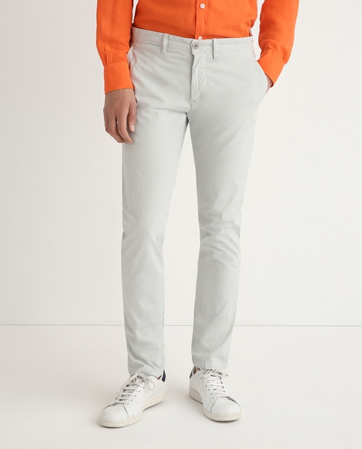 Imagen 0 de Chino de hombre slim gris
