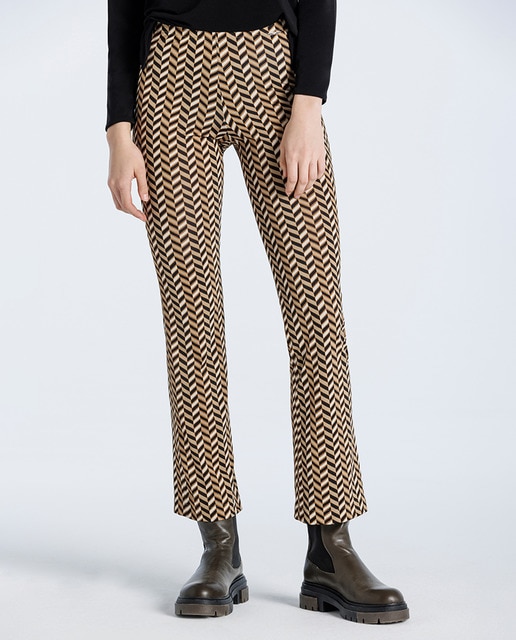 Imagen 0 de Pantalón de mujer, estampado y ancho