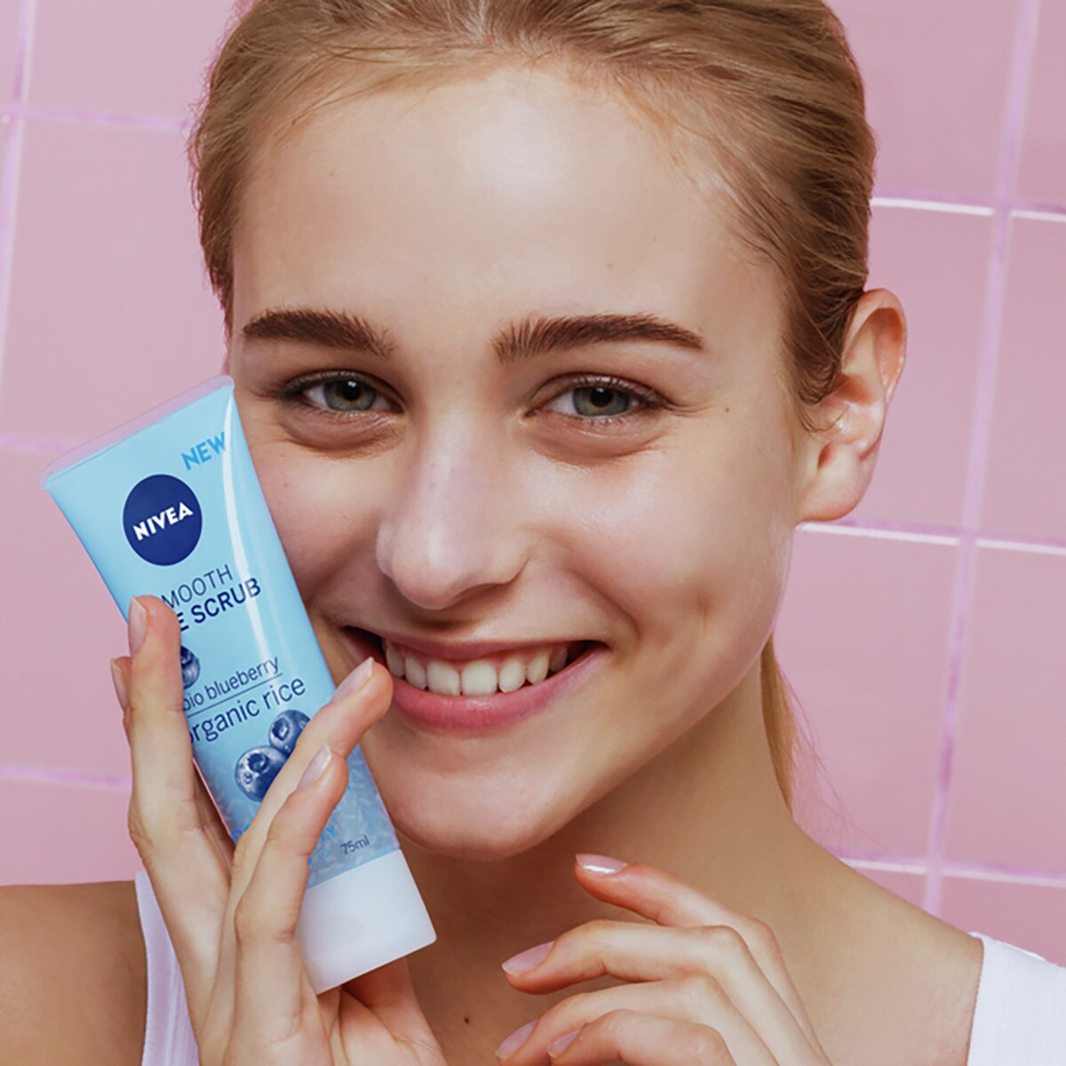 Bio cranberry rice face exfoliant intensity 2 tube 75 ml · NIVEA · Supermercado El Corte Inglés