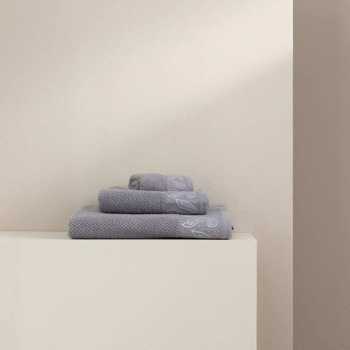 Serviette de bain 500 g/m2 Haidar Basics