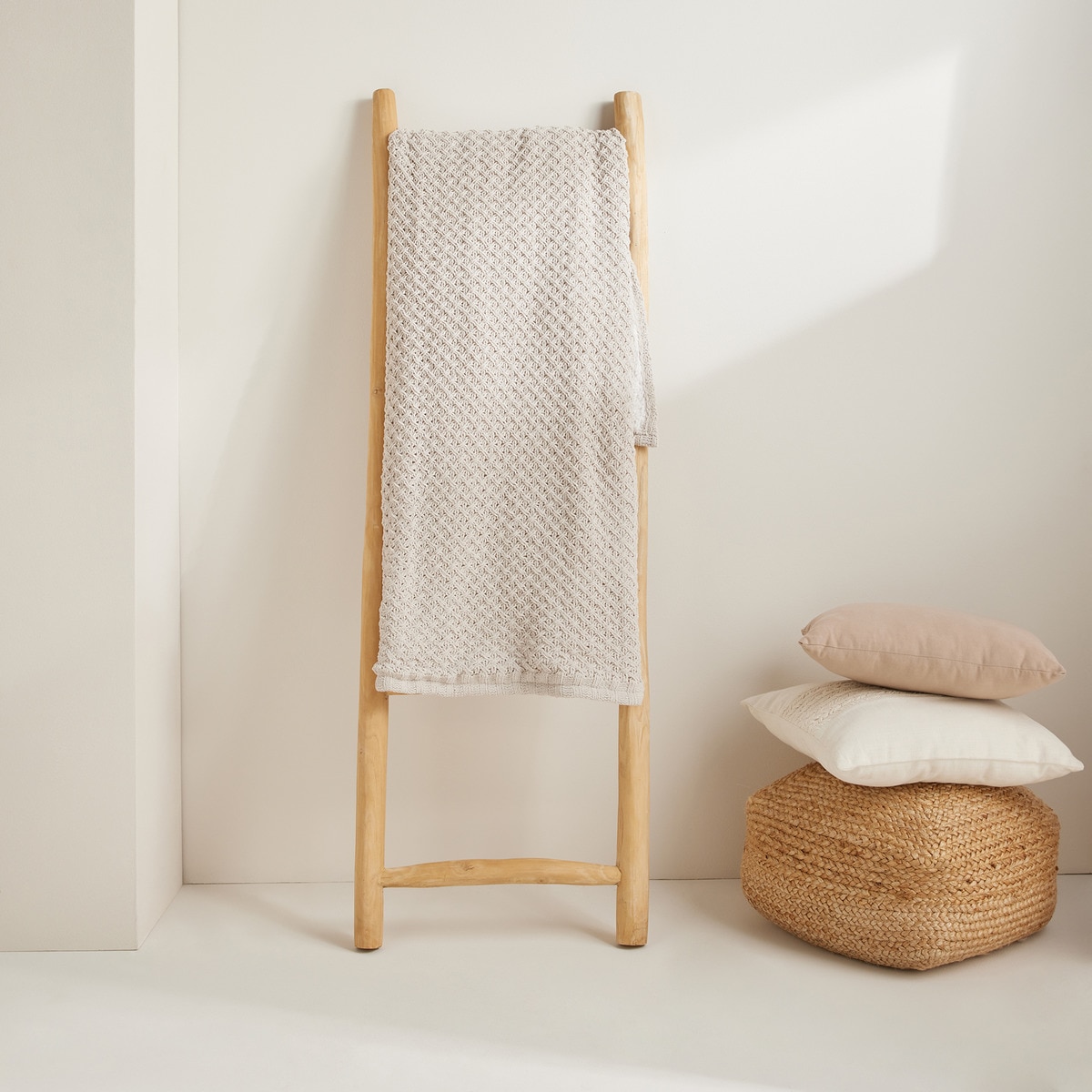 Couverture décorative Nika Basics