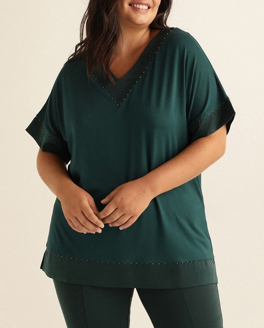 Imagen 0 de Camiseta larga de mujer talla grande con strass