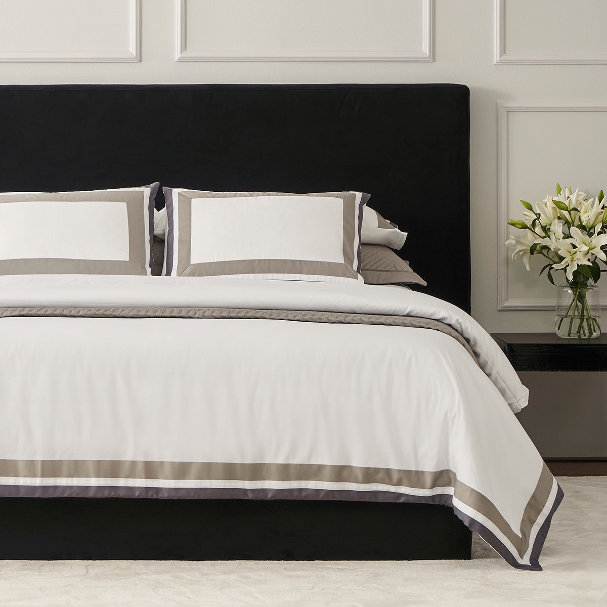 Parure housse de couette avec drap de dessous égyptien mercerisé 300 fils Empire Bassols