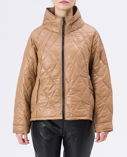 Imagen 0 de Acolchado corto