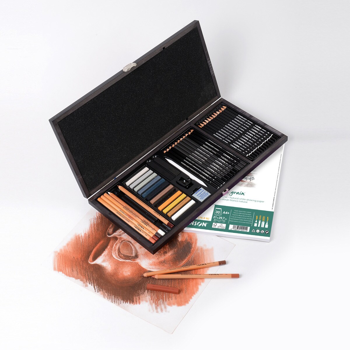 Caja de madera 47 unidades set de dibujo Lyra 5