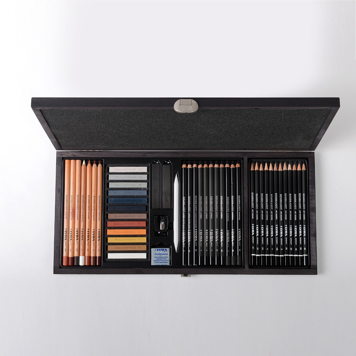 Caja de madera 47 unidades set de dibujo Lyra 2