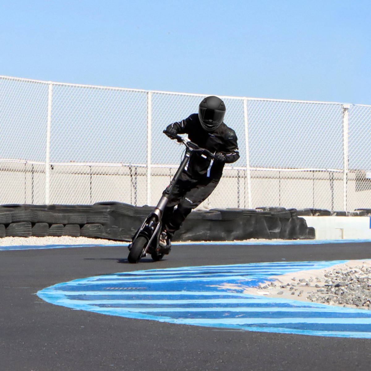 Patinete eléctrico Segway-Ninebot GT2 Negro / Rojo-11