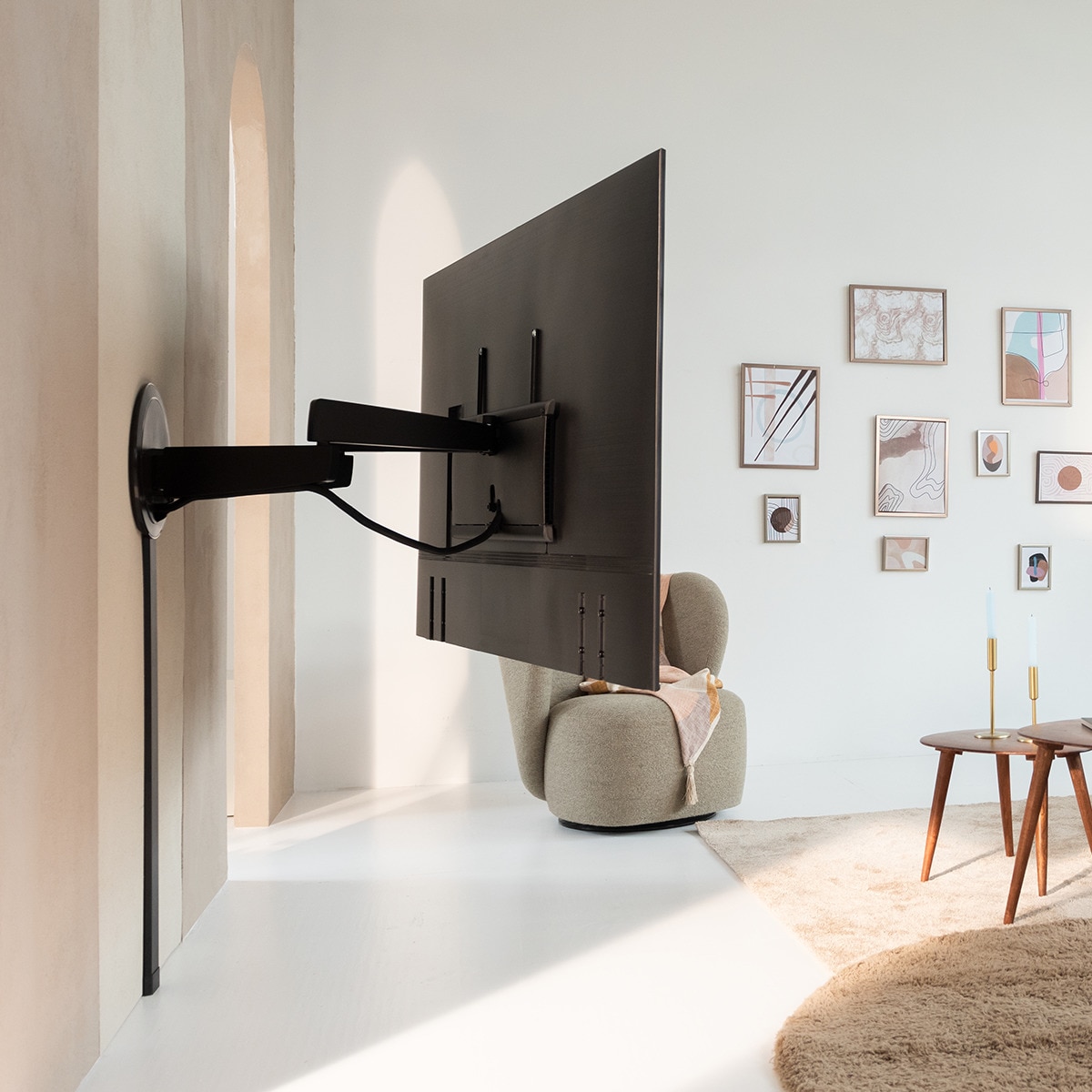 Soporte de pared eléctrico Vogel's SIGNATURE MotionMount TVM 7675 para TV de 40" a 77" Negro-6