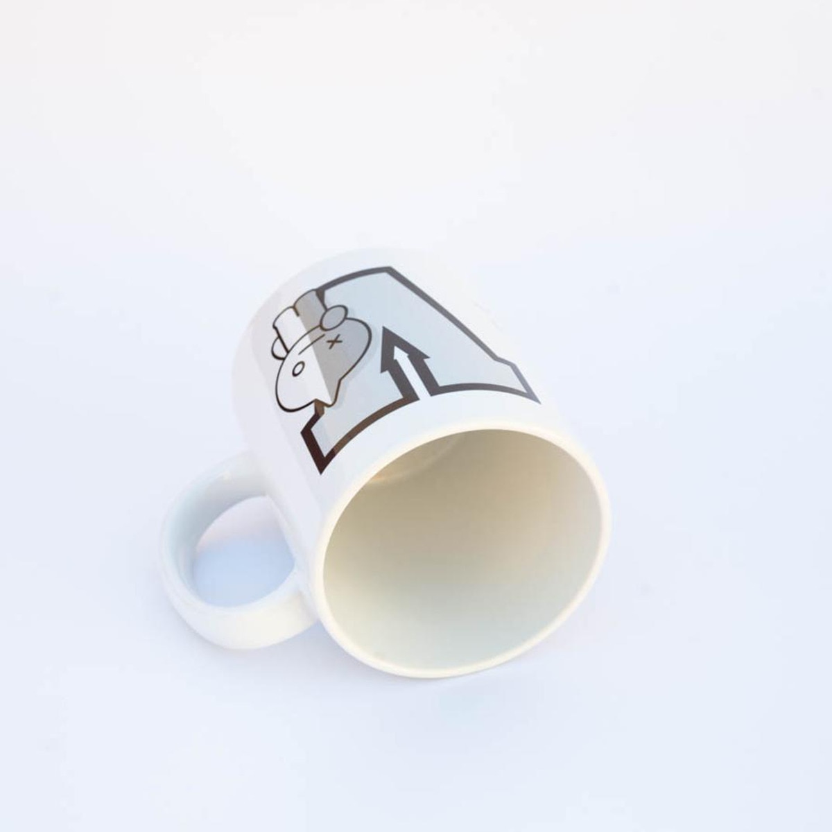 Caneca BT21 Van - Branco/Cinzento 3