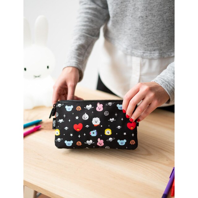 Astuccio BT21 3 Scomparti Per Scuola - Portapenne BTS Cool Collection, Merch Ufficiale Kpop, Poliestere E PU, Chiusura Zip Con Gancio