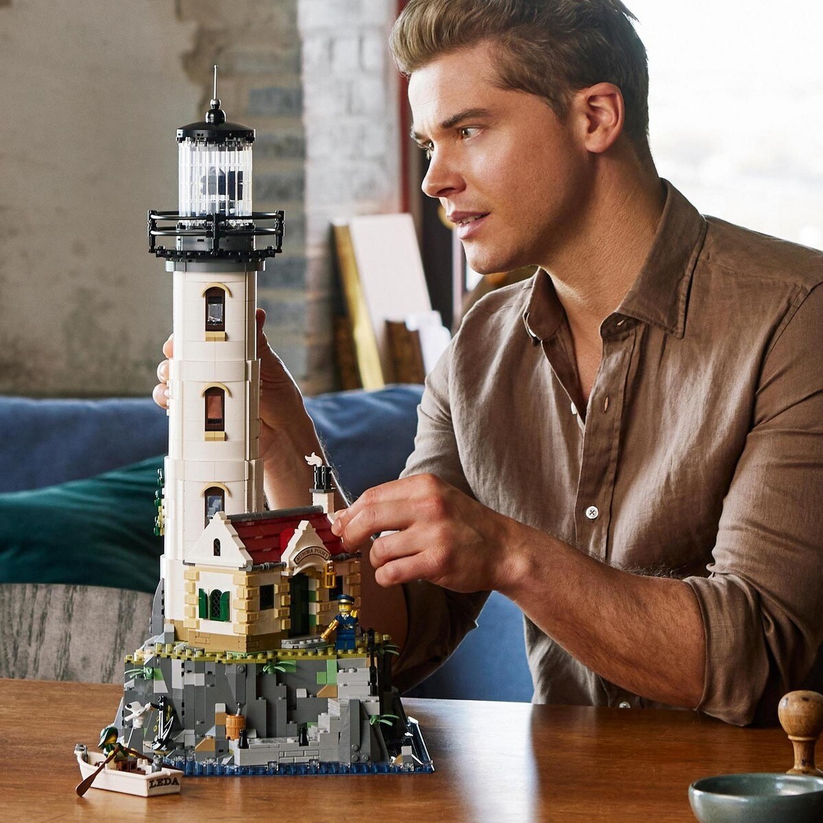 O Farol Motorizado Lego Ideas 2