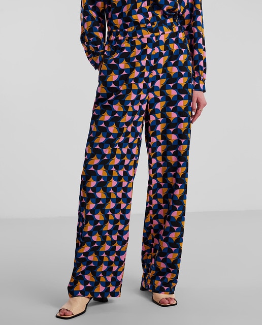 Imagen 0 de Pantalón ancho de mujer con textura fluida estampado