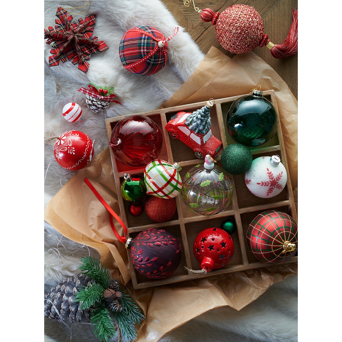 Bola Folki Navidad El Corte Inglés Rojo-4