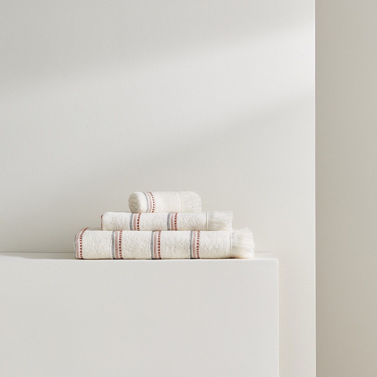 Serviette de bain 480 g/m2 Liliana