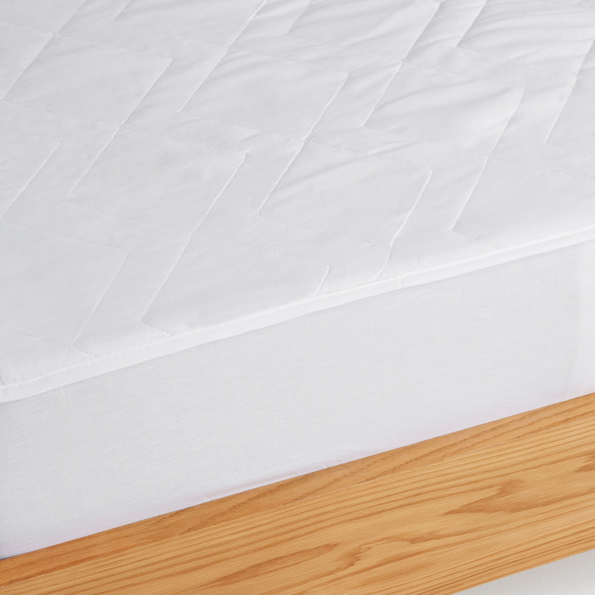 Protetor Acolchoado de Colchão Algodão Clássico Antimanchas Impermeável Branco-2