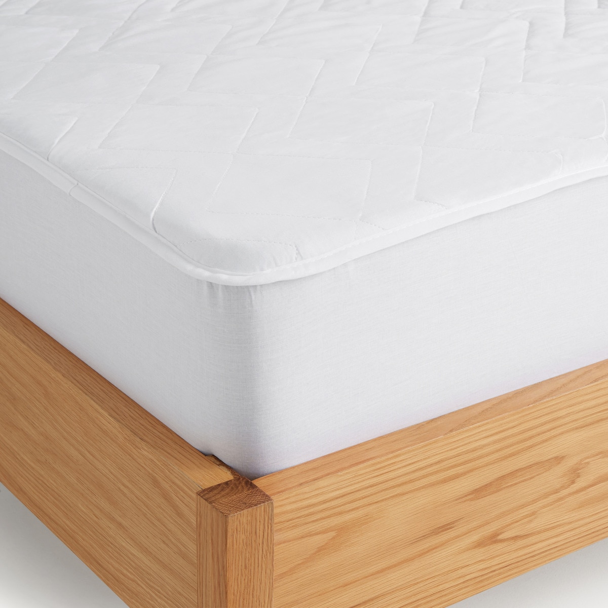 Protetor Acolchoado de Colchão Algodão Clássico Antimanchas Impermeável Branco-1