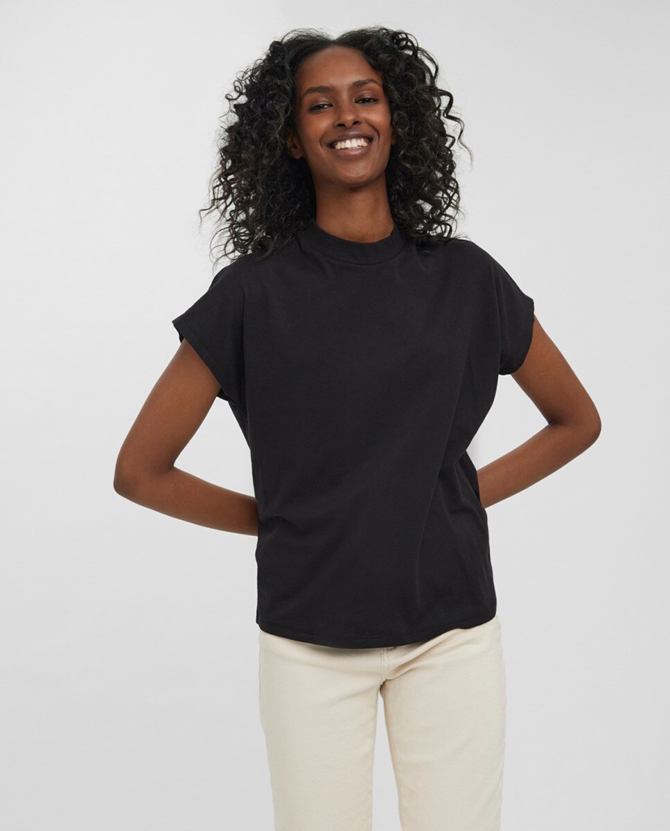 Tshirt à manches courtes et col cheminée