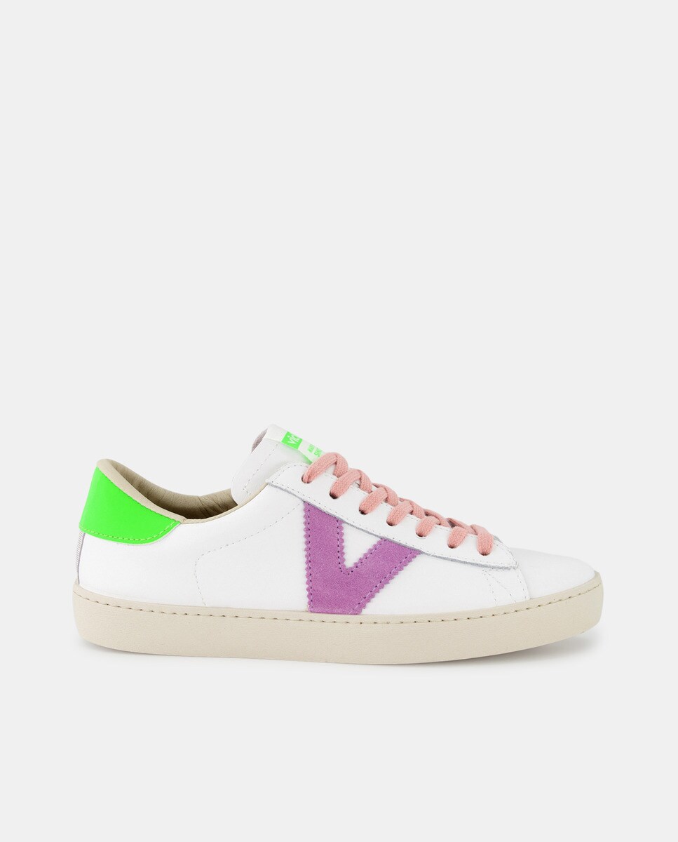 Chaussures basses à semelle cuvette avec logo et détails