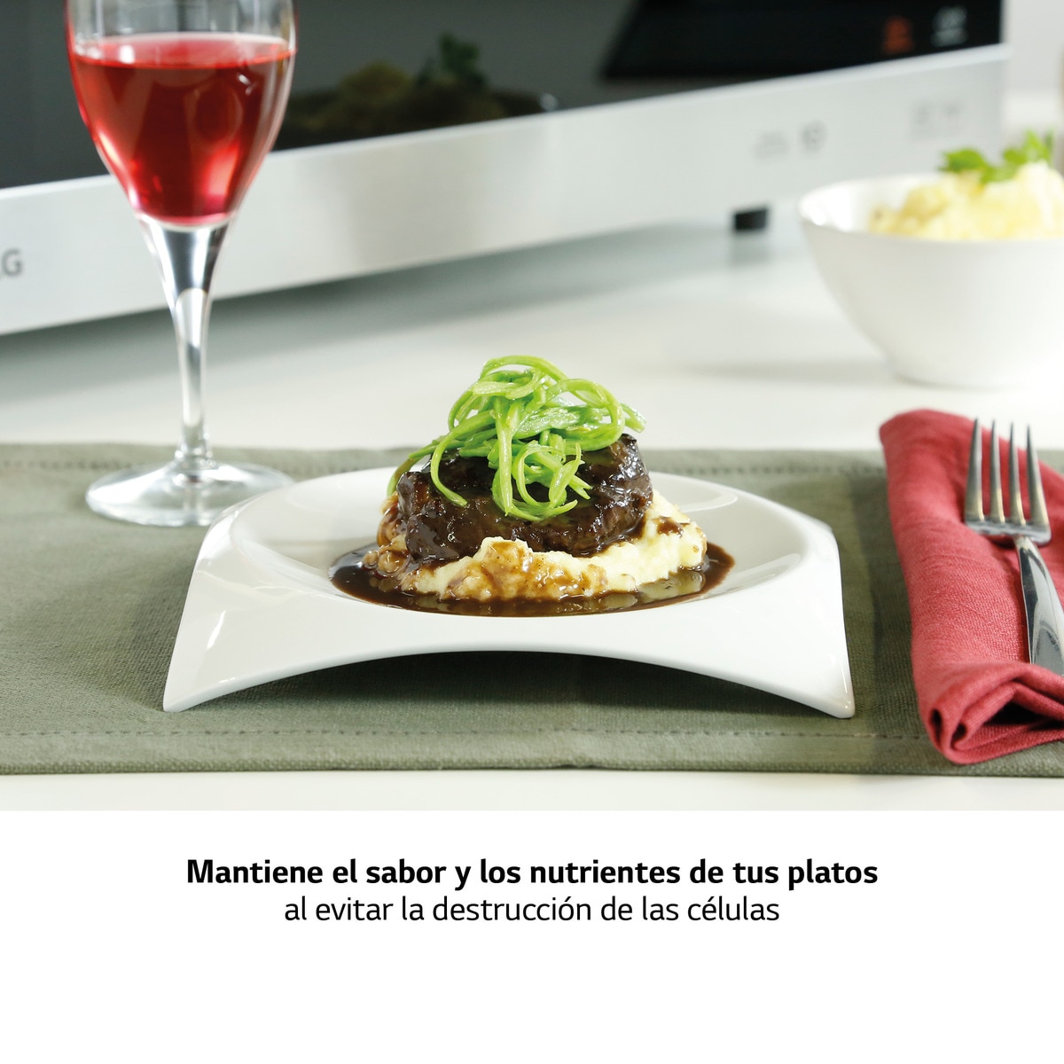 Microondas LG 4 en 1, 39 litros y grill - MJ3965BPS Negro-11