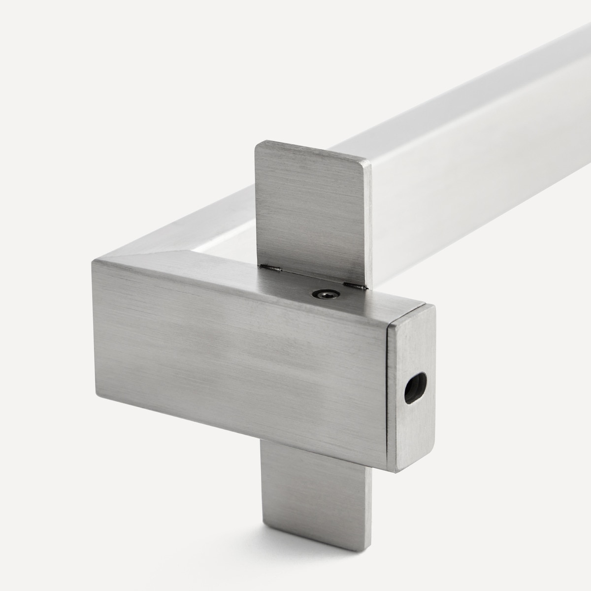 Toallero de barra vertical Linea Zack Acero mate-4