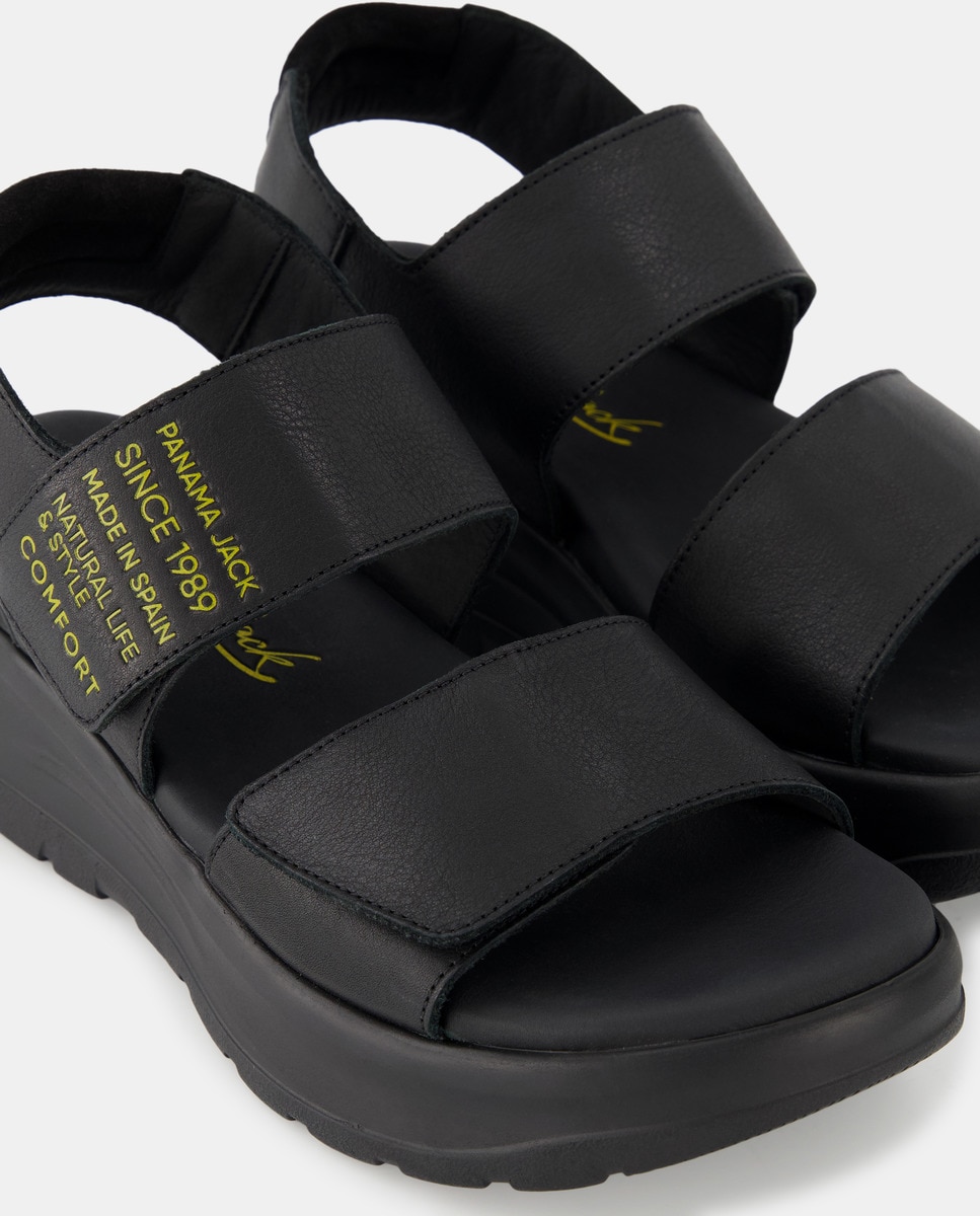 Sandálias de Tiras Grossas com Fecho Aderente Duplo e Plataforma - Preto Preto-5
