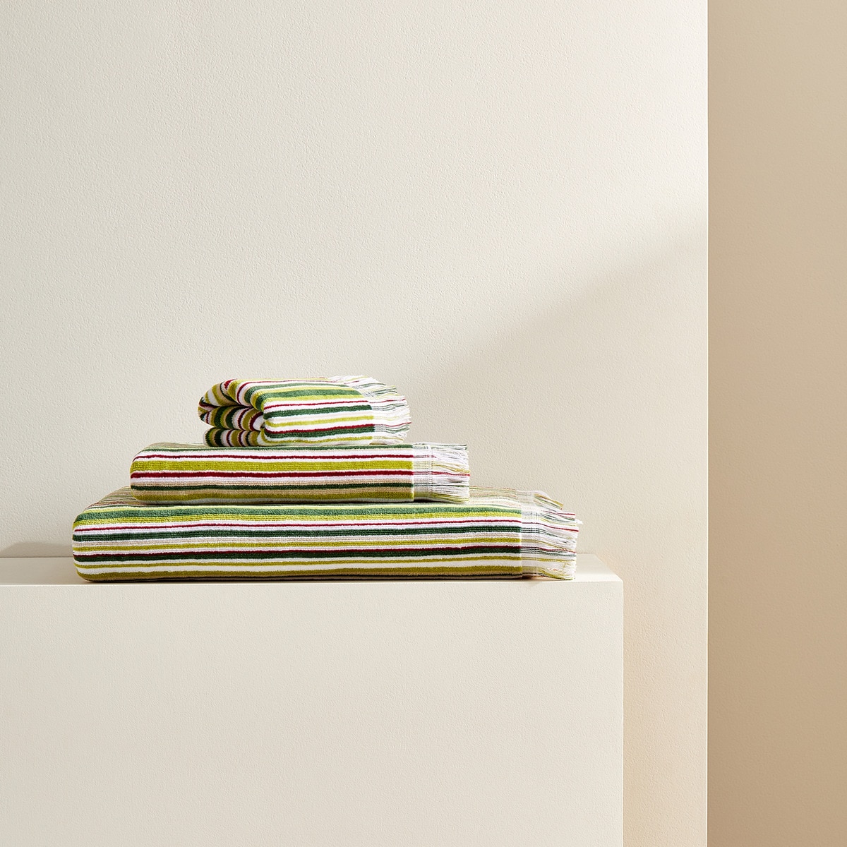 Serviette de bain 480 g/m2 Spring