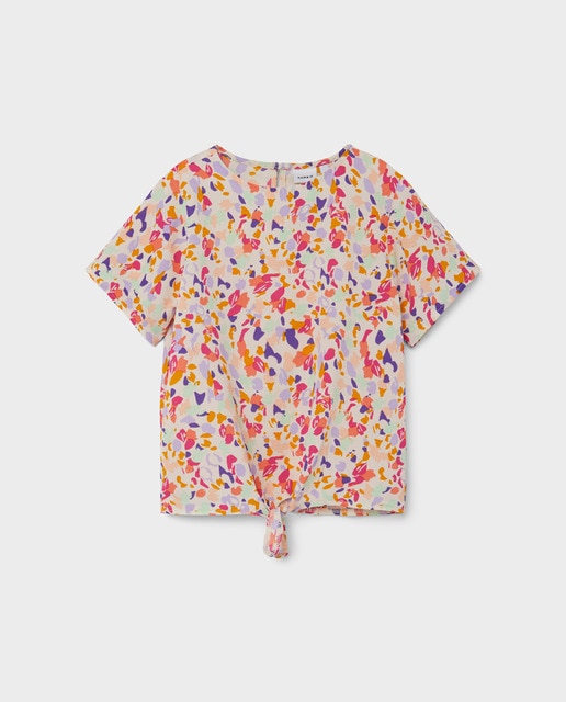 Imagen 0 de Blusa de niña de manga corta con detalle nudo