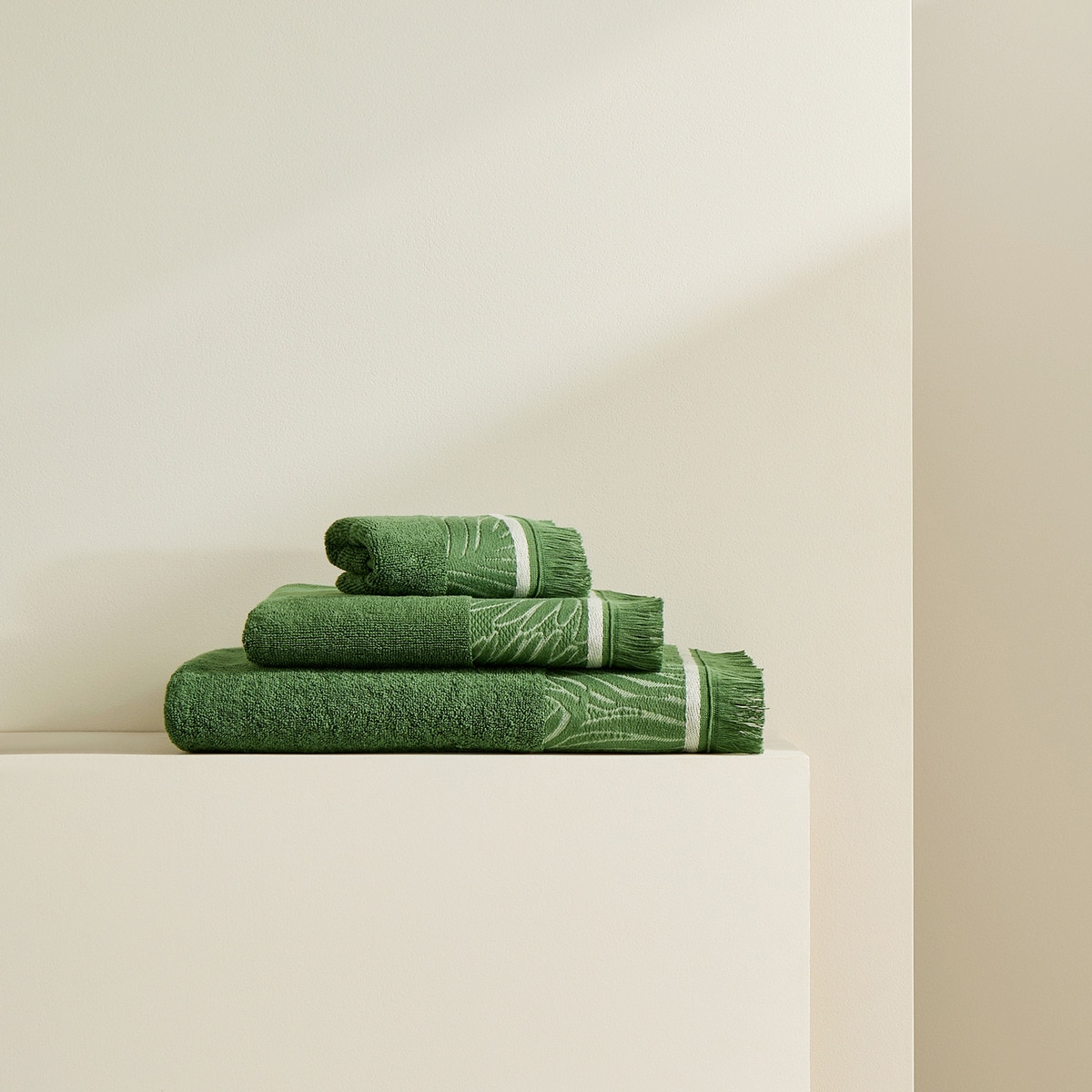 Serviette de bain biologique et en polyester 500 g/m2 Maracanda