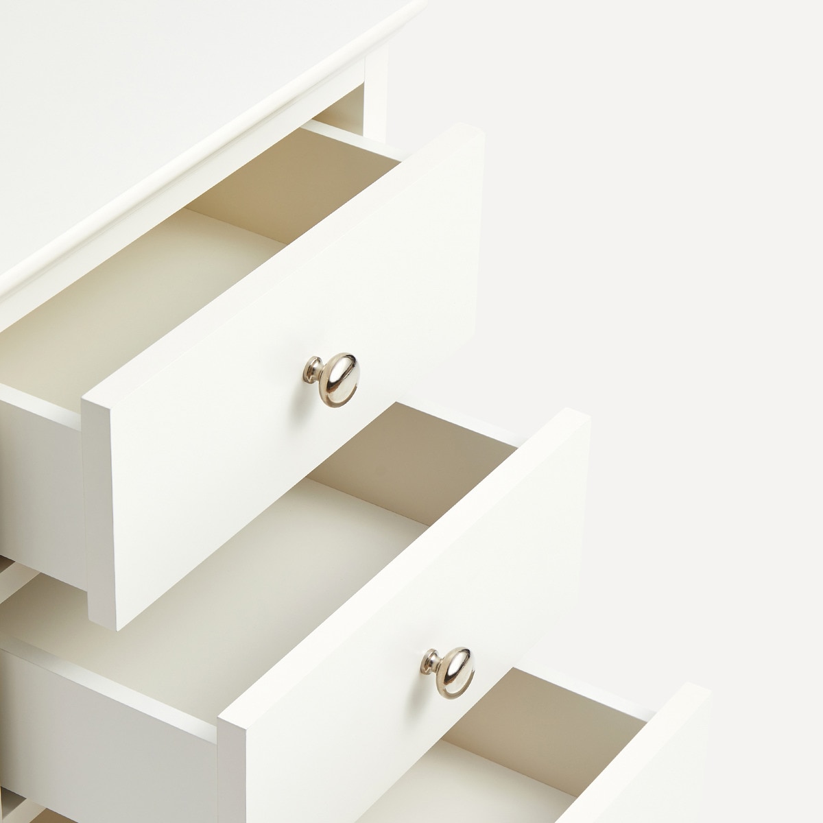 Mesa de Cabeceira de Faia com 3 Gavetas Ashby Branco-6