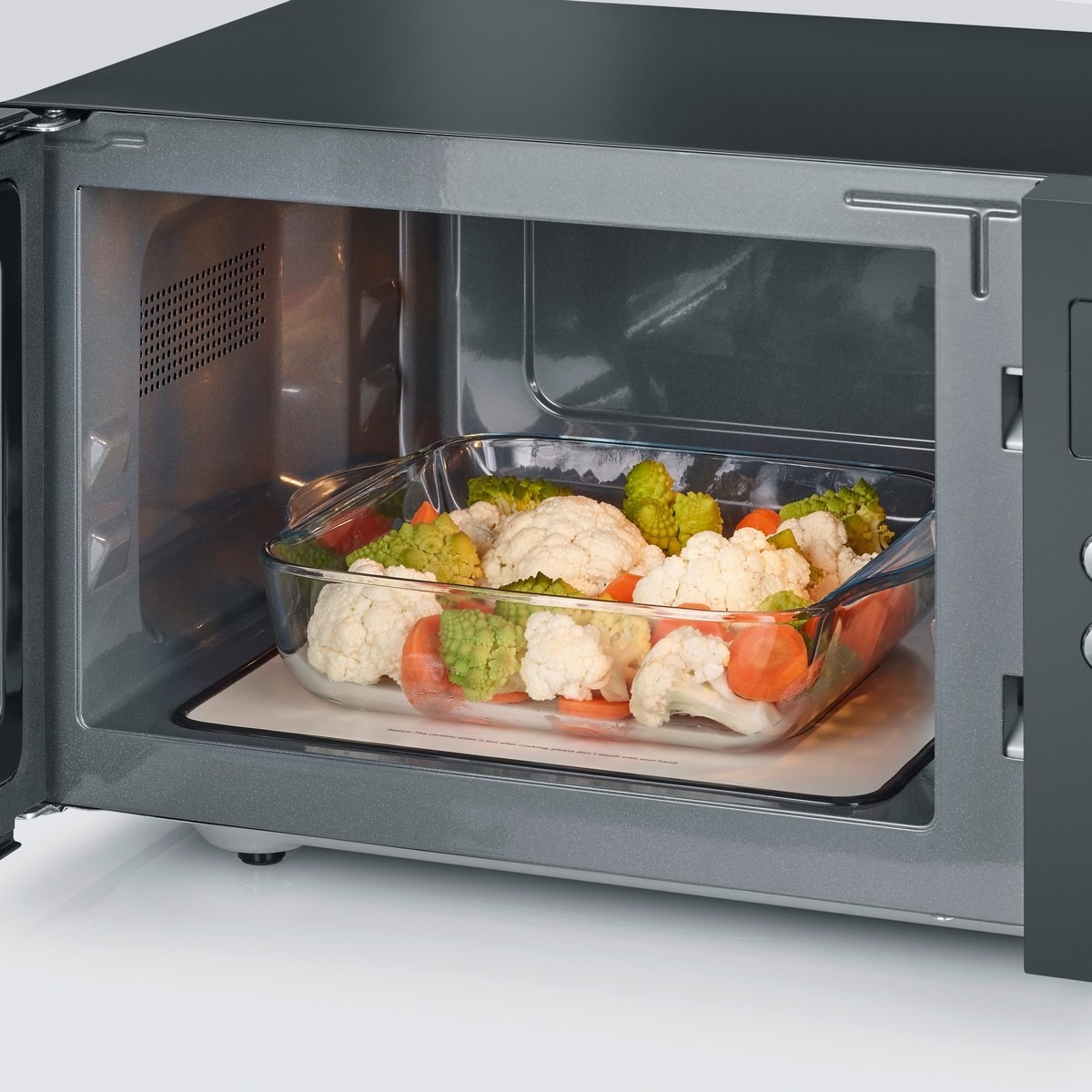 Micro-ondas com Grill Severin MW7771 de 900 W e Capacidade de 25 Litros - Preto Preto-4