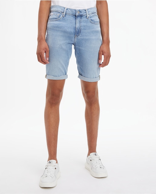 Imagen 0 de Pantalón vaquero corto claro de hombre